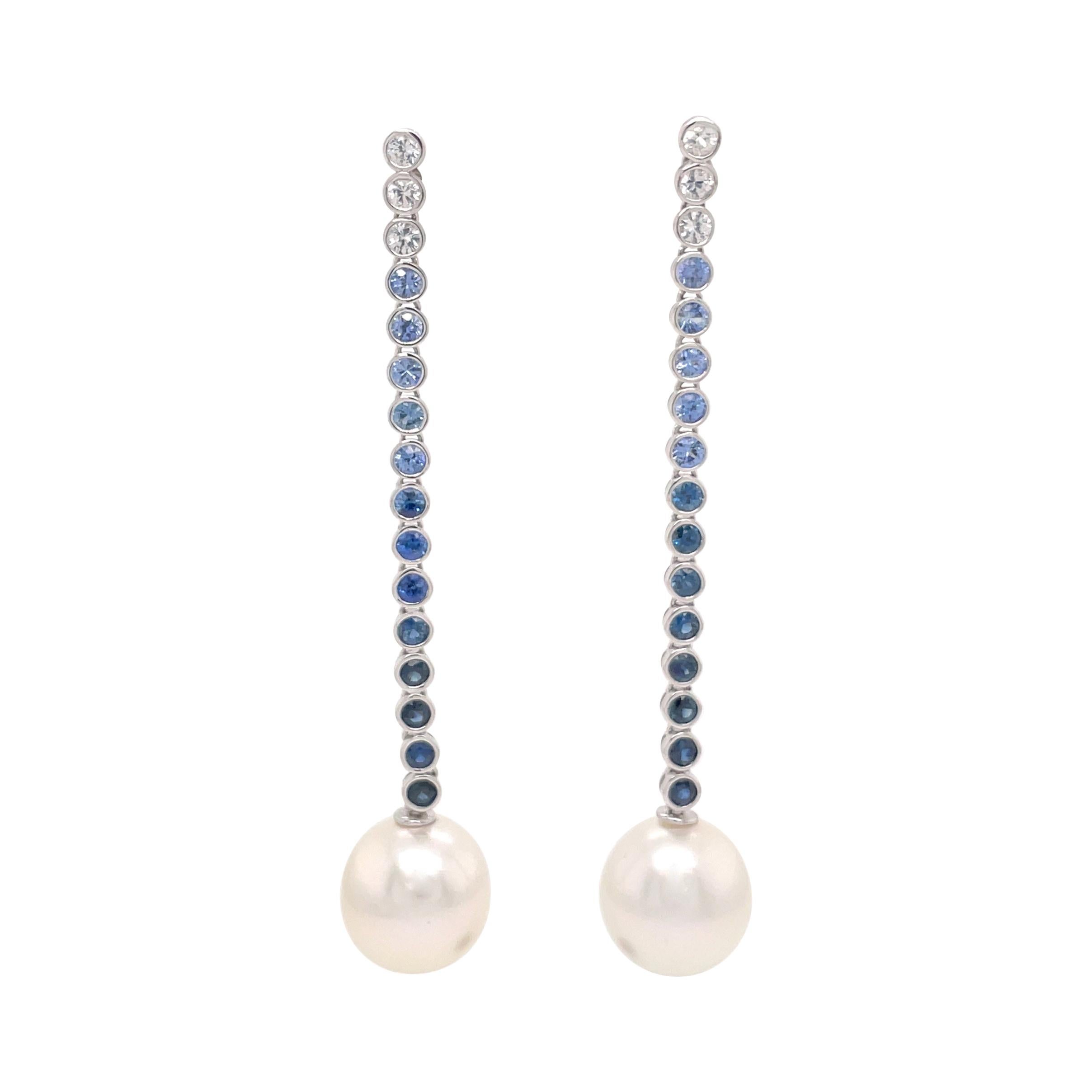 Pendants d'oreilles Ombres de saphir et perles des mers du Sud 2.24 CTS 13-14 MM Or blanc 18KT en vente 3