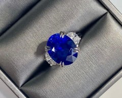 Sapphire Oval Ring 10.39 CT