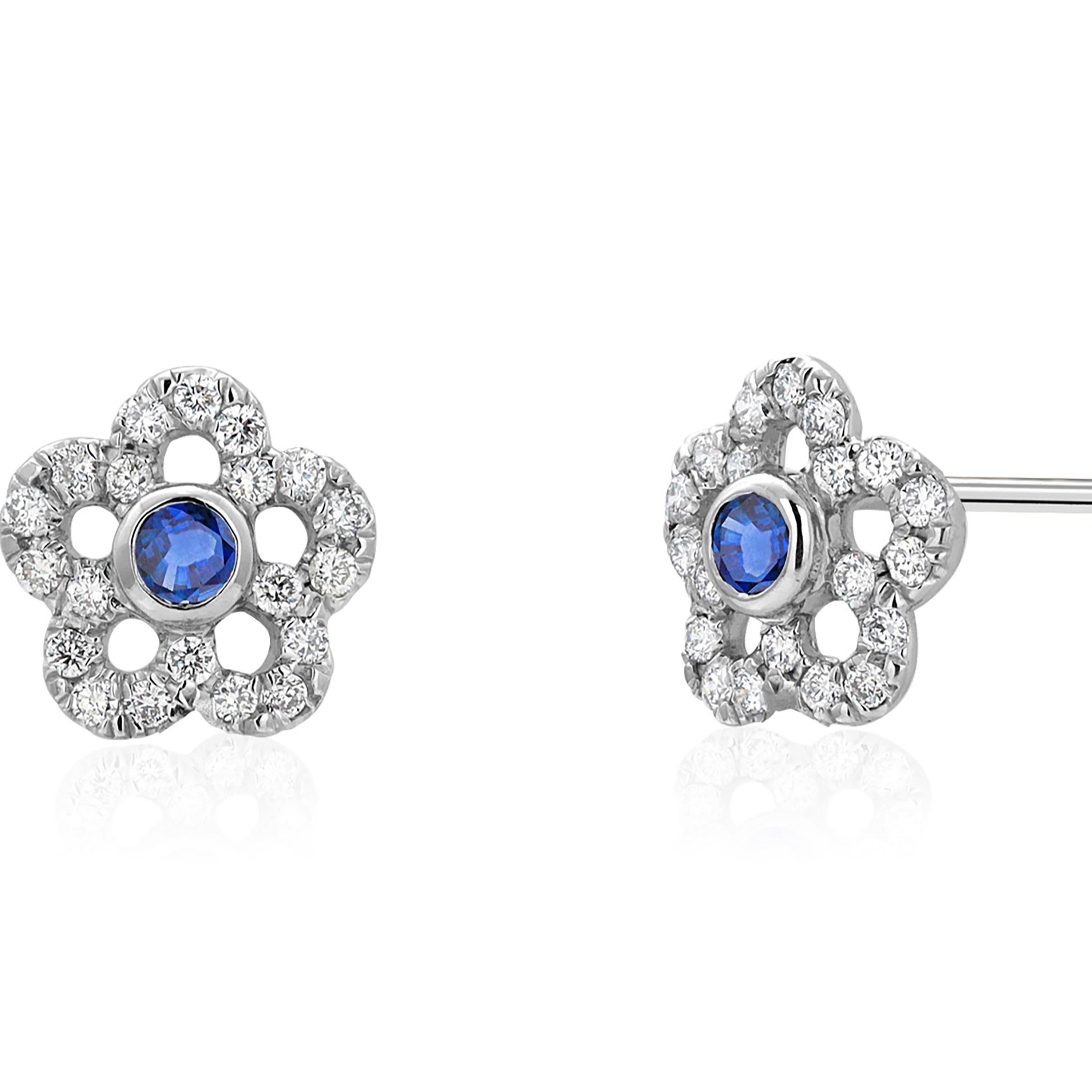 Sapphire Diamond 1.50 Carats Cluster Floral 14 Karat Gold 0.40 Inch Earrings In New Condition For Sale In New York, NY