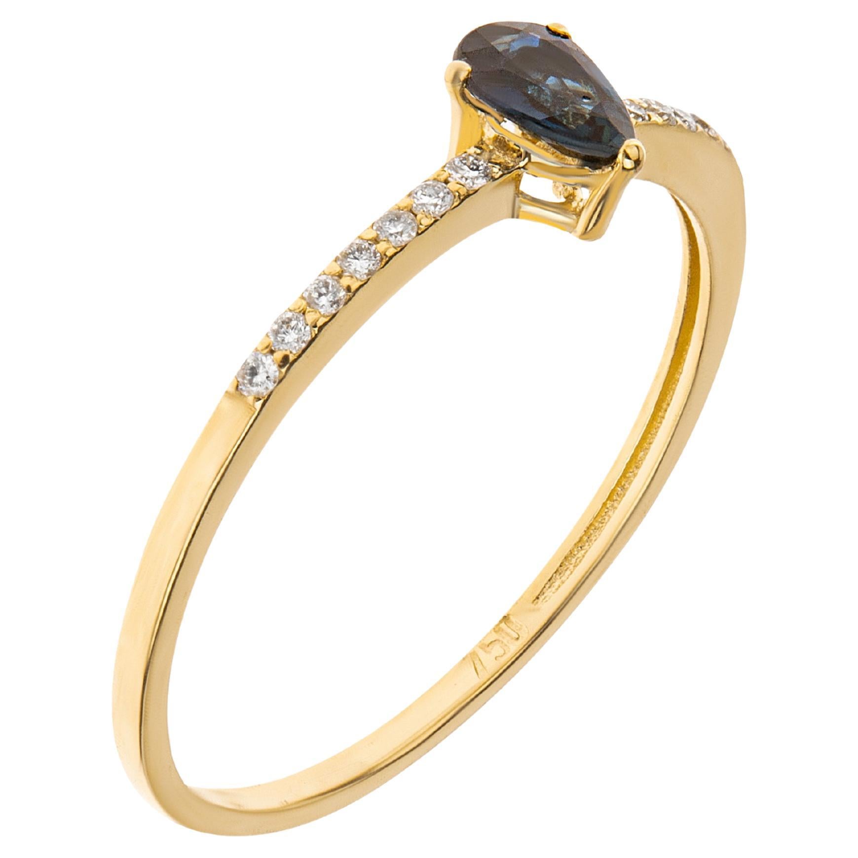 Bague empilable en or jaune 18 carats avec saphirs taille poire et diamants brillants