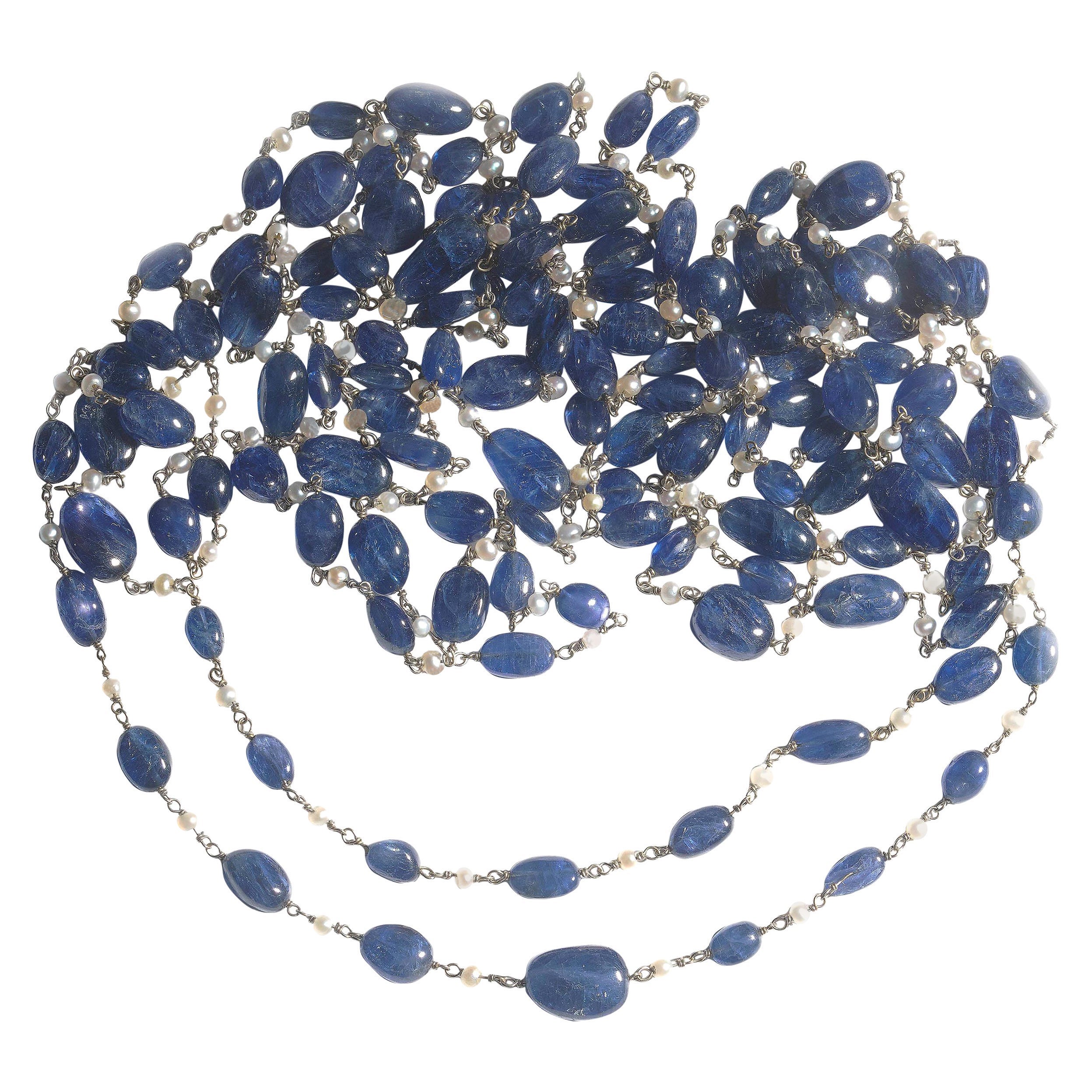 Collana a catena lunga in zaffiro, perla e oro bianco in vendita