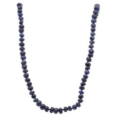Sapphire pearls necklace