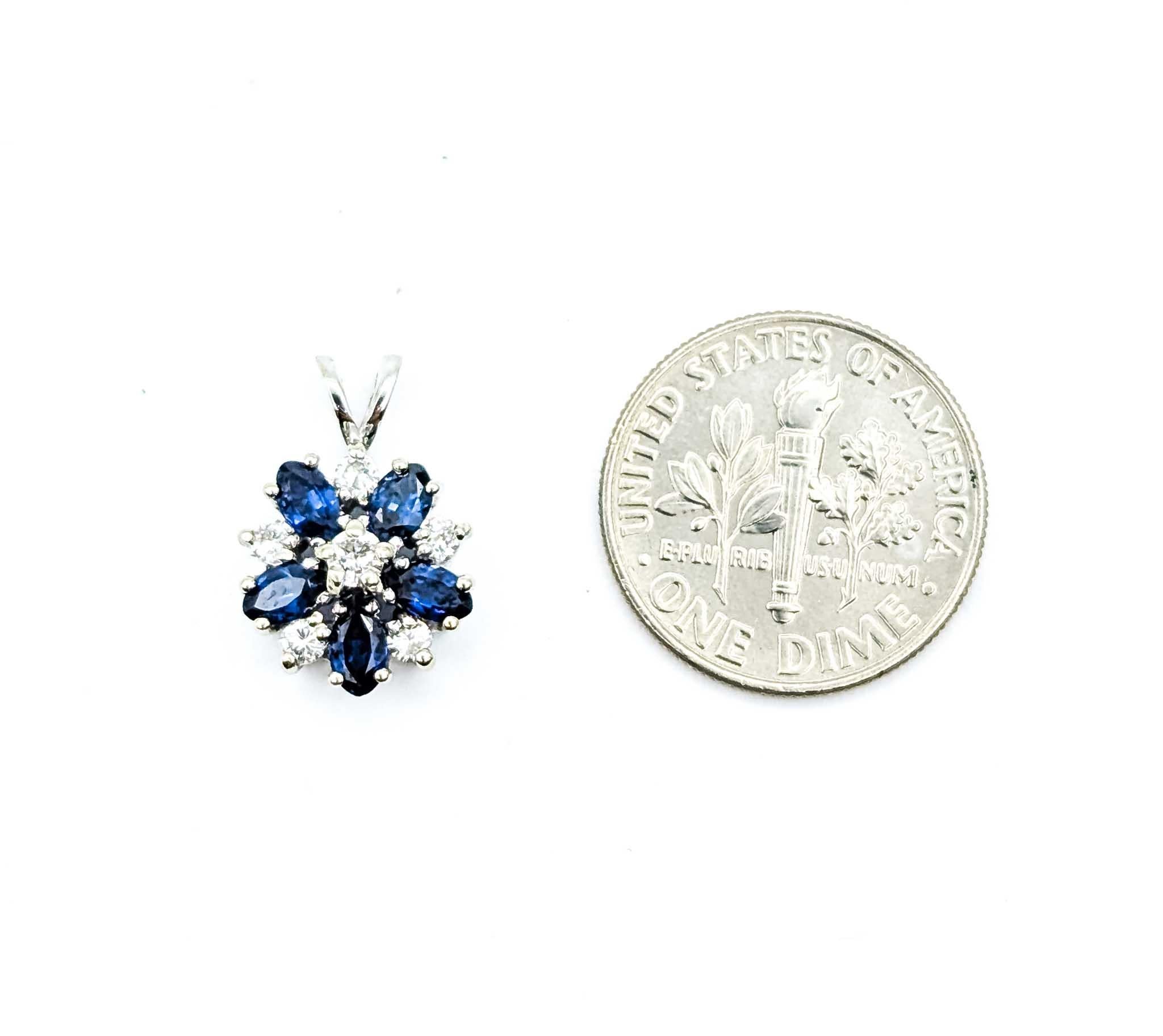 Sapphire Pendant in 14k White Gold For Sale 1