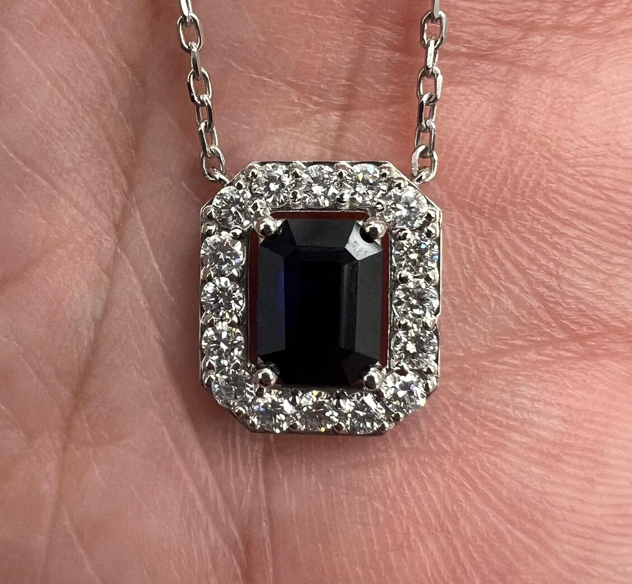 Sapphire Pendant in 14k white gold with Natural Diamonds & 2.05ct Blue Sapphire For Sale 1