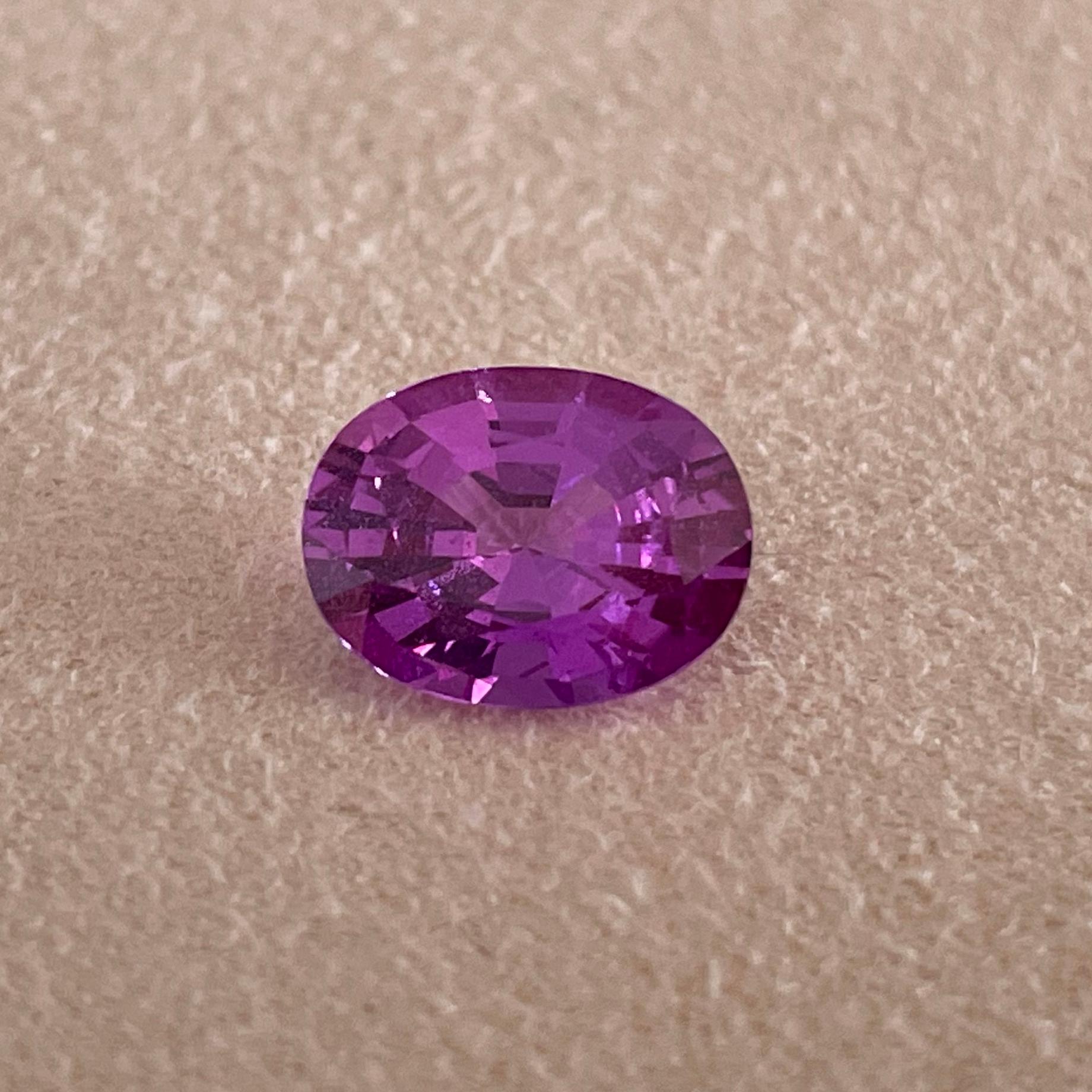 Women's or Men's Sapphire Purple, 3.65ct, Heated, Madagascar For Sale