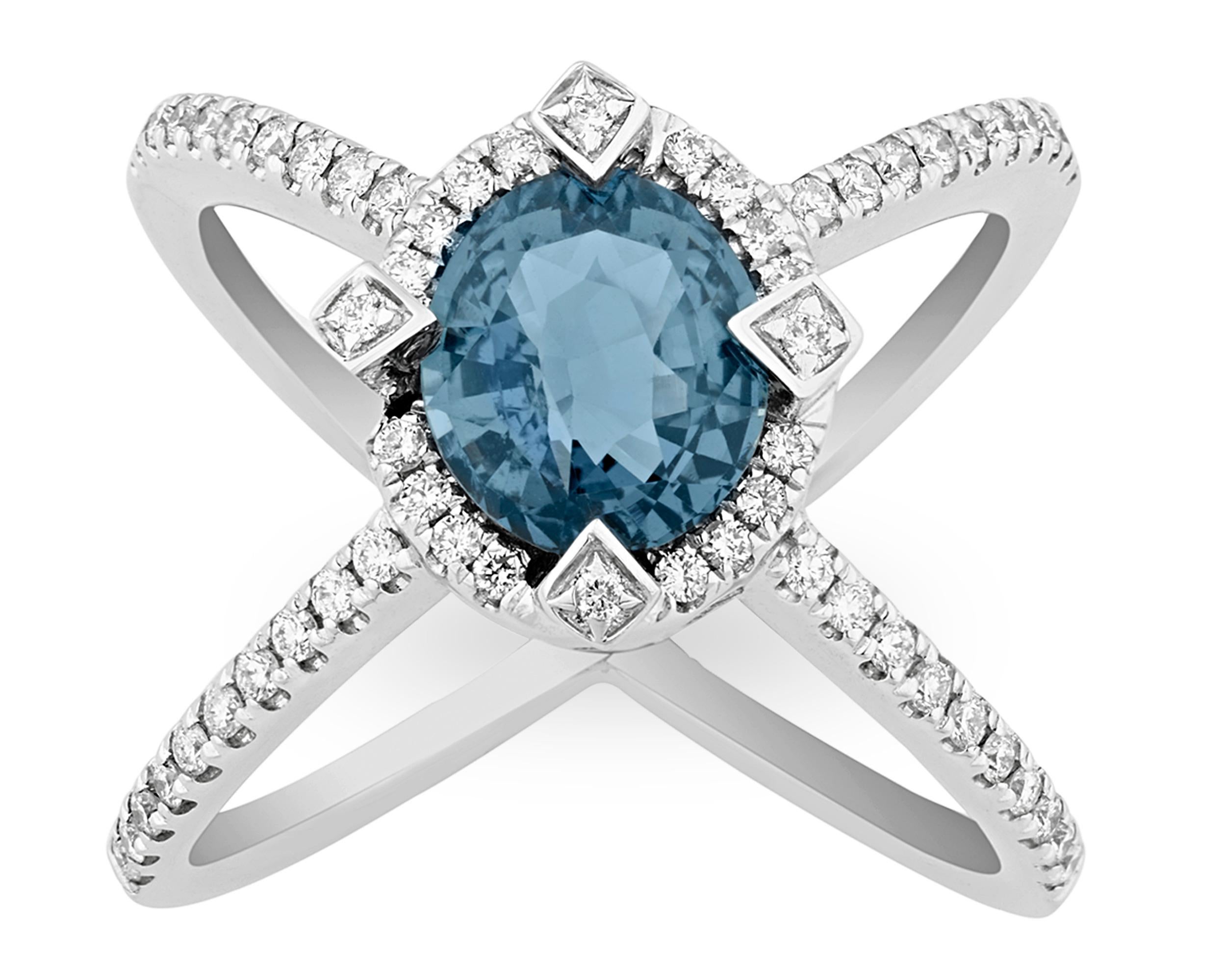 Saphir-Ring, 2,93 Karat (Brillantschliff) im Angebot