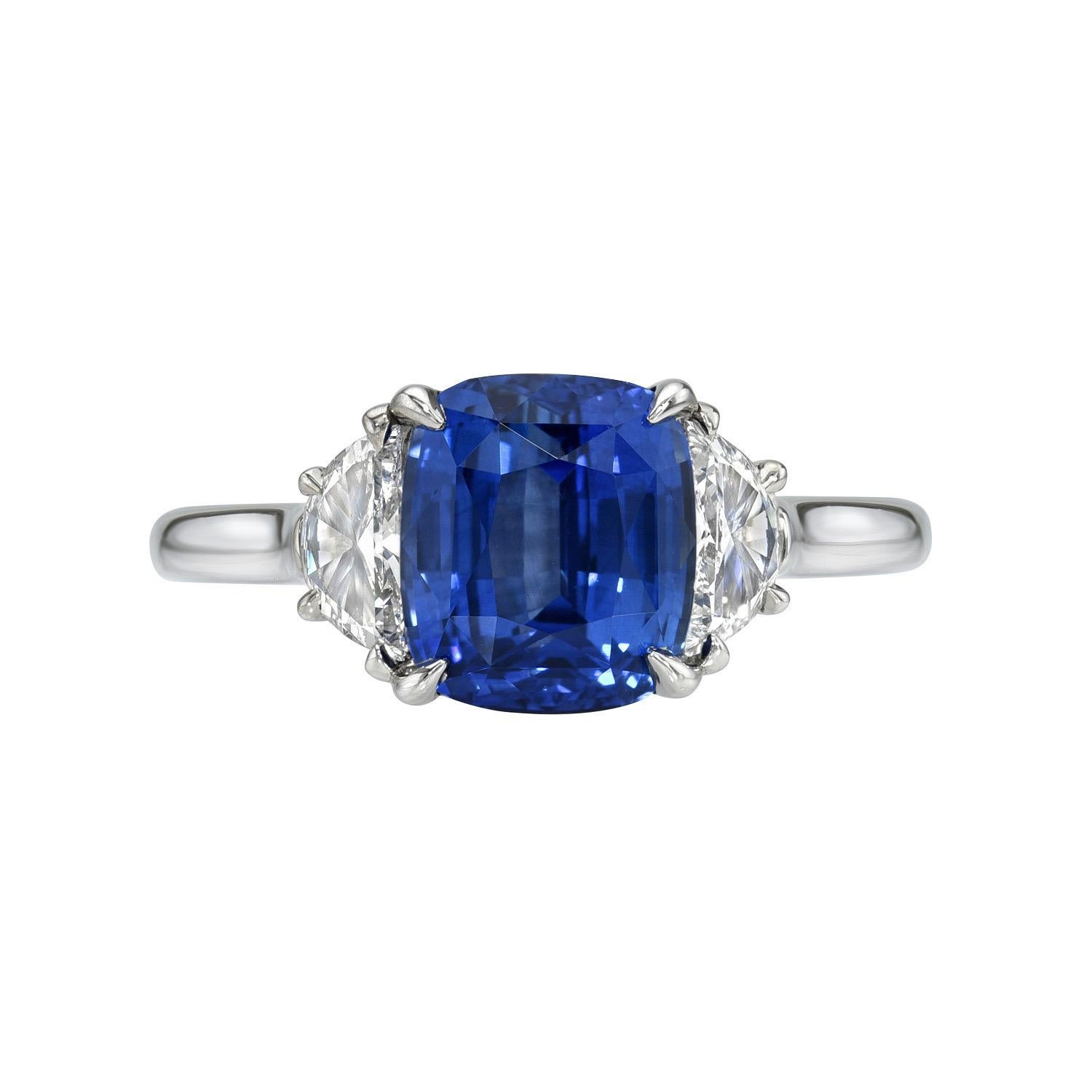 Sapphire Ring 3.06 Carat Cushion Sri Lanka In New Condition For Sale In Beverly Hills, CA