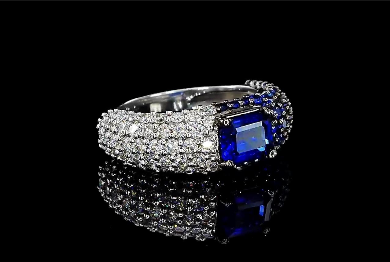 Radiant Cut Sapphire Ring For Sale