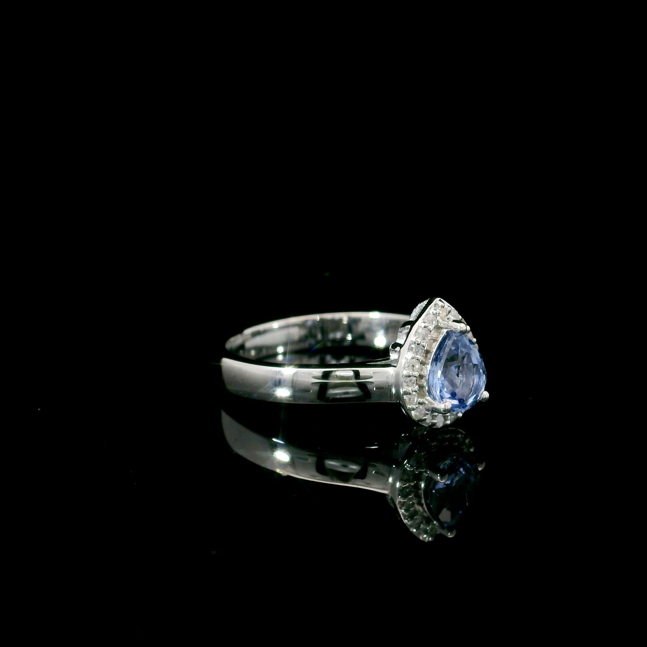Women's or Men's Sapphire Ring For Sale