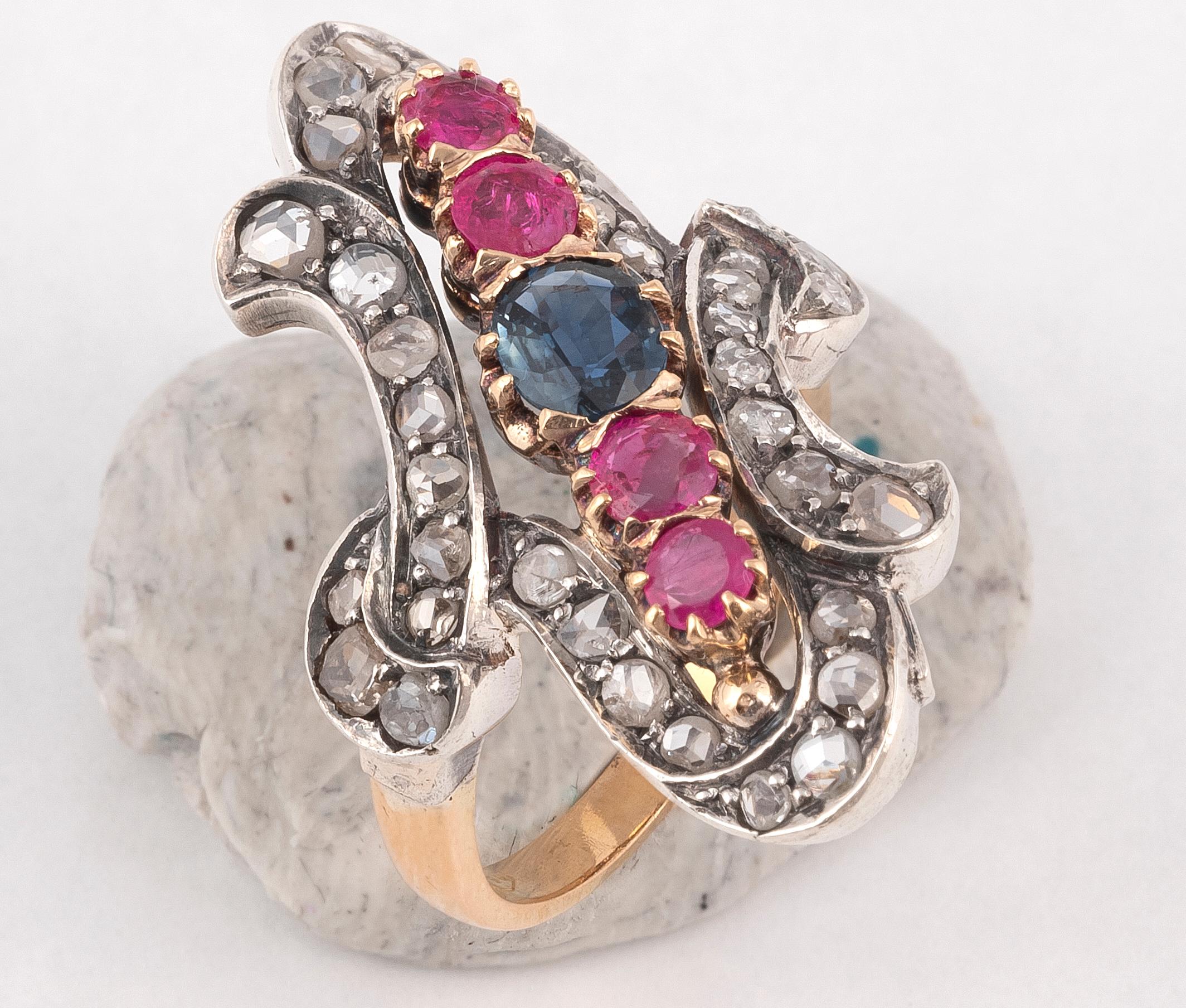 Ring mit Saphir, Rubin und Diamant (Art nouveau) im Angebot
