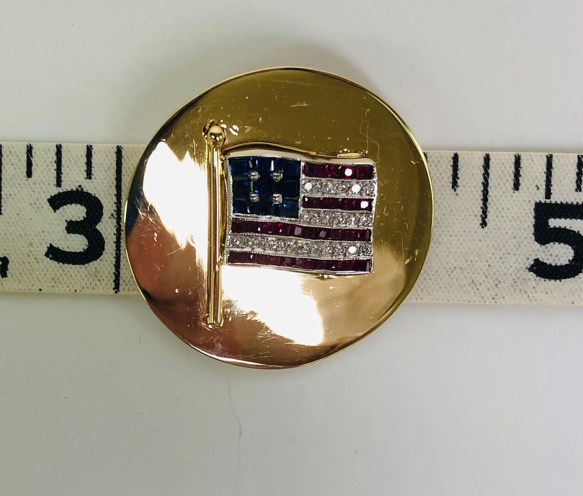 Broche Bandera Zafiro, Rubí y Diamantes Corte redondo en venta