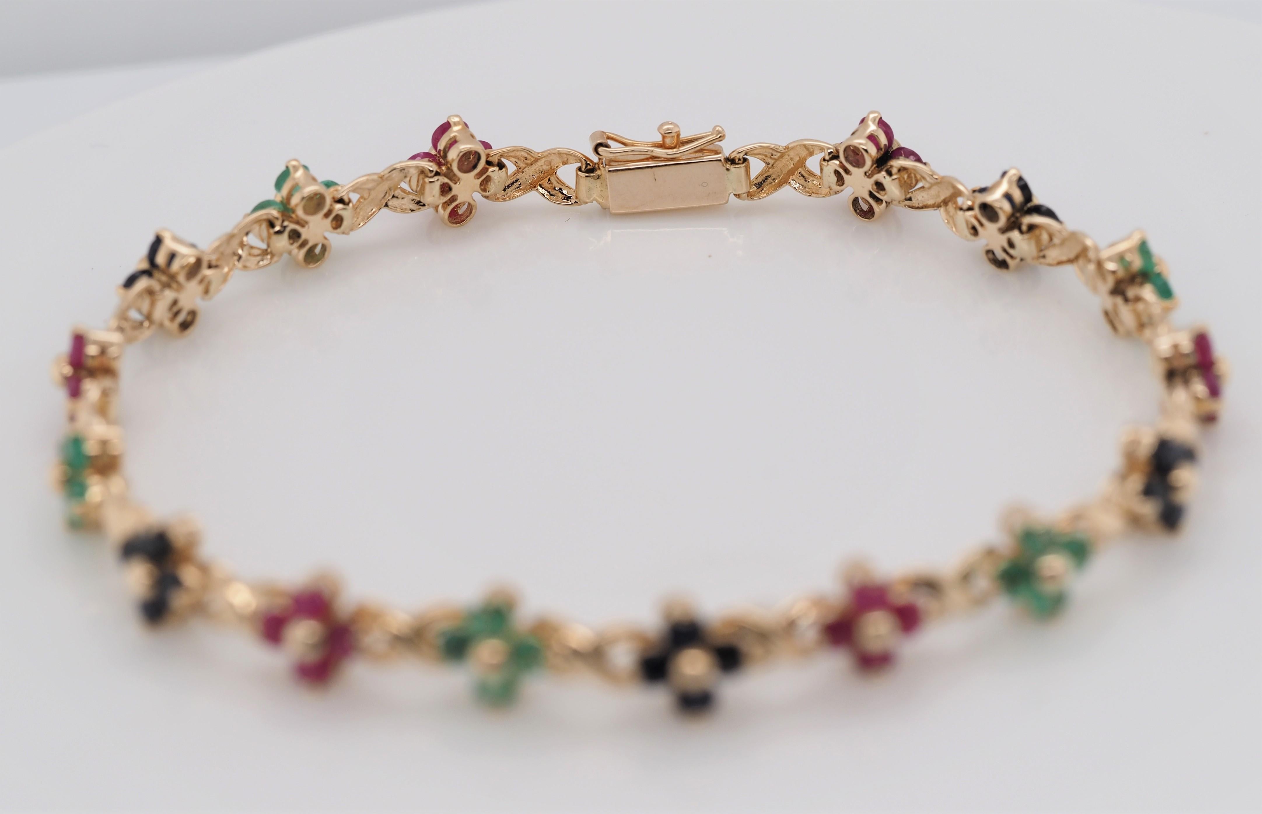 Women's or Men's Sapphire Ruby Emerald 14 Karat Yellow Gold Flowers Link Bracelet For Sale