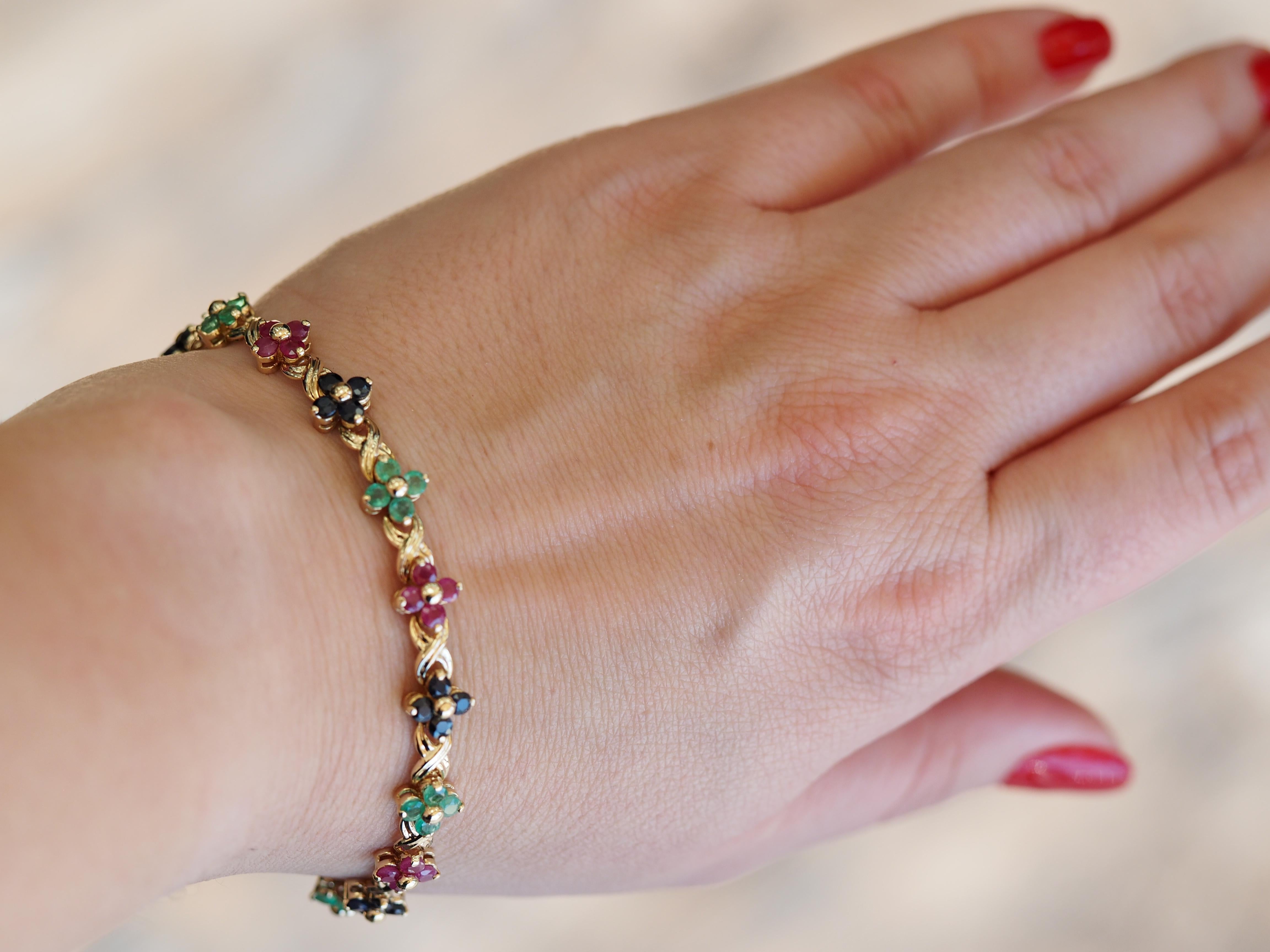 Sapphire Ruby Emerald 14 Karat Yellow Gold Flowers Link Bracelet For Sale 2