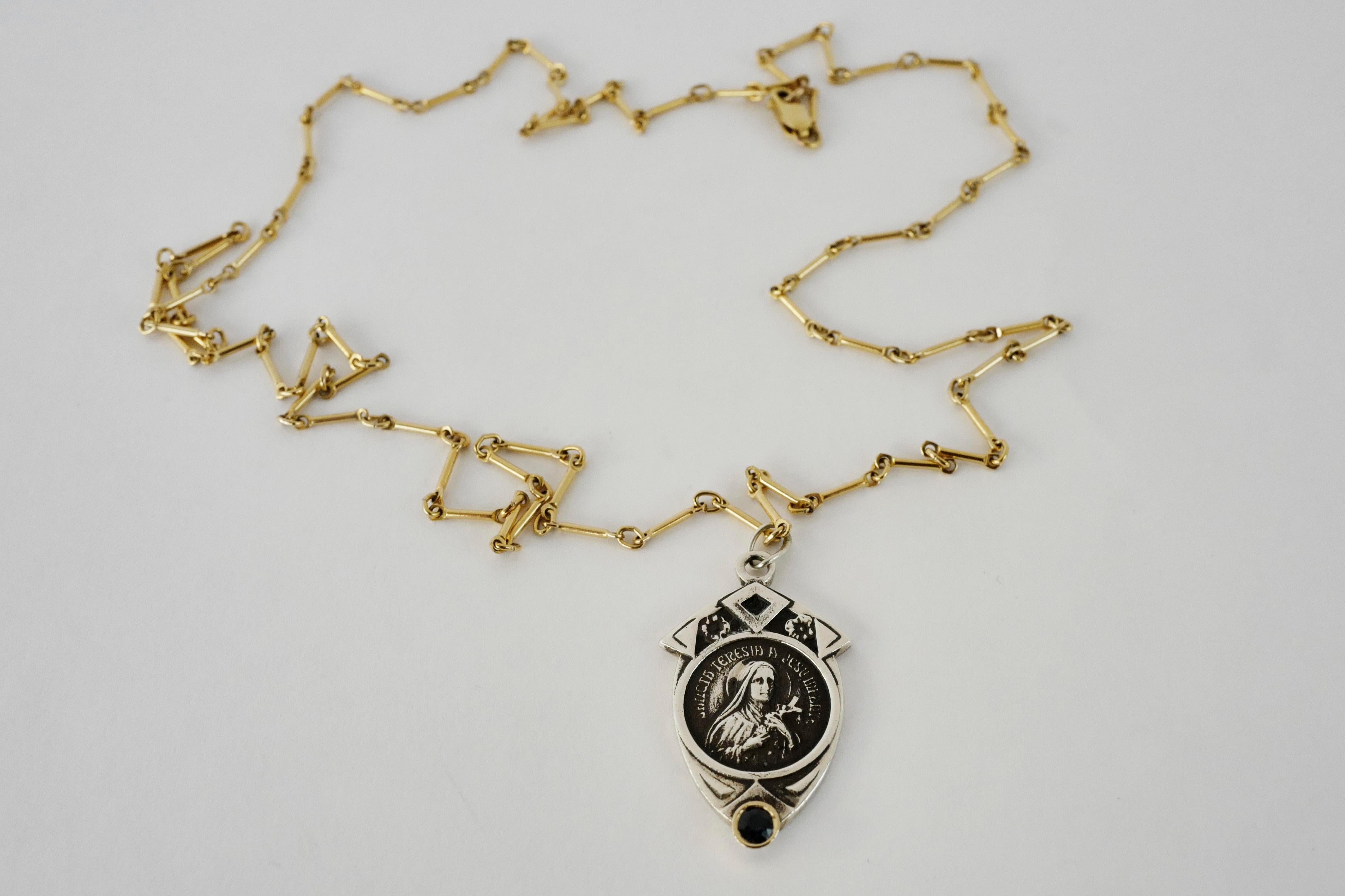 Victorien tardif Chaîne collier médaille en argent Virgin Mary avec diamant noir en vente