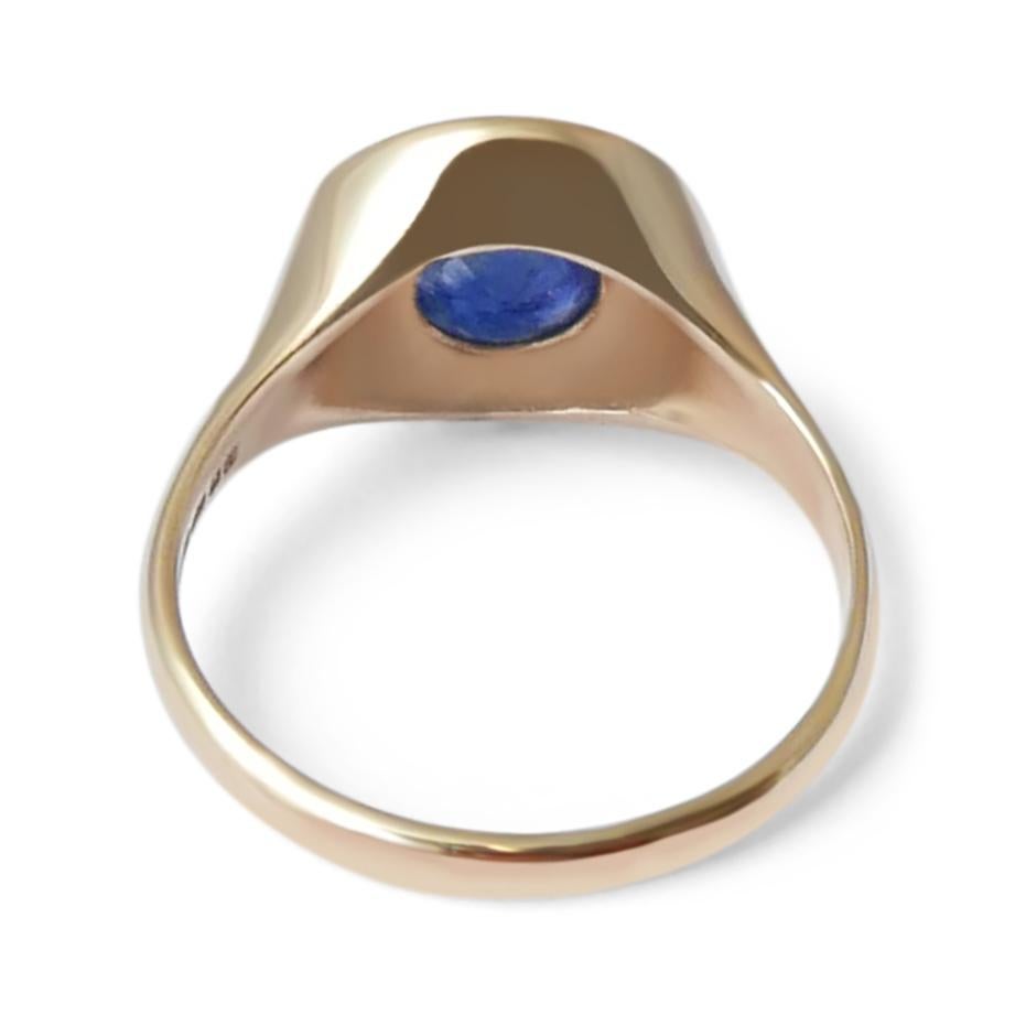 blue sapphire signet ring