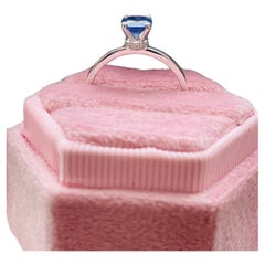 Saphir Bague de fiançailles solitaire or 18KT diamants cachés sous halo