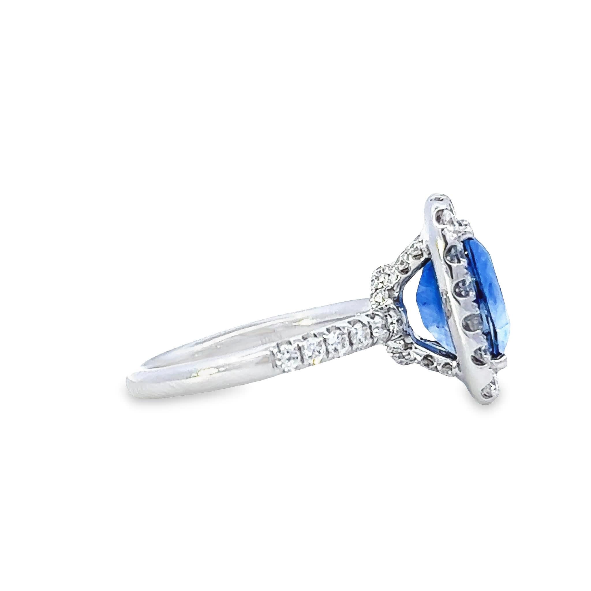 Anello con diamante e zaffiro In condizioni Nuovo in vendita a Great Neck Plaza, NY