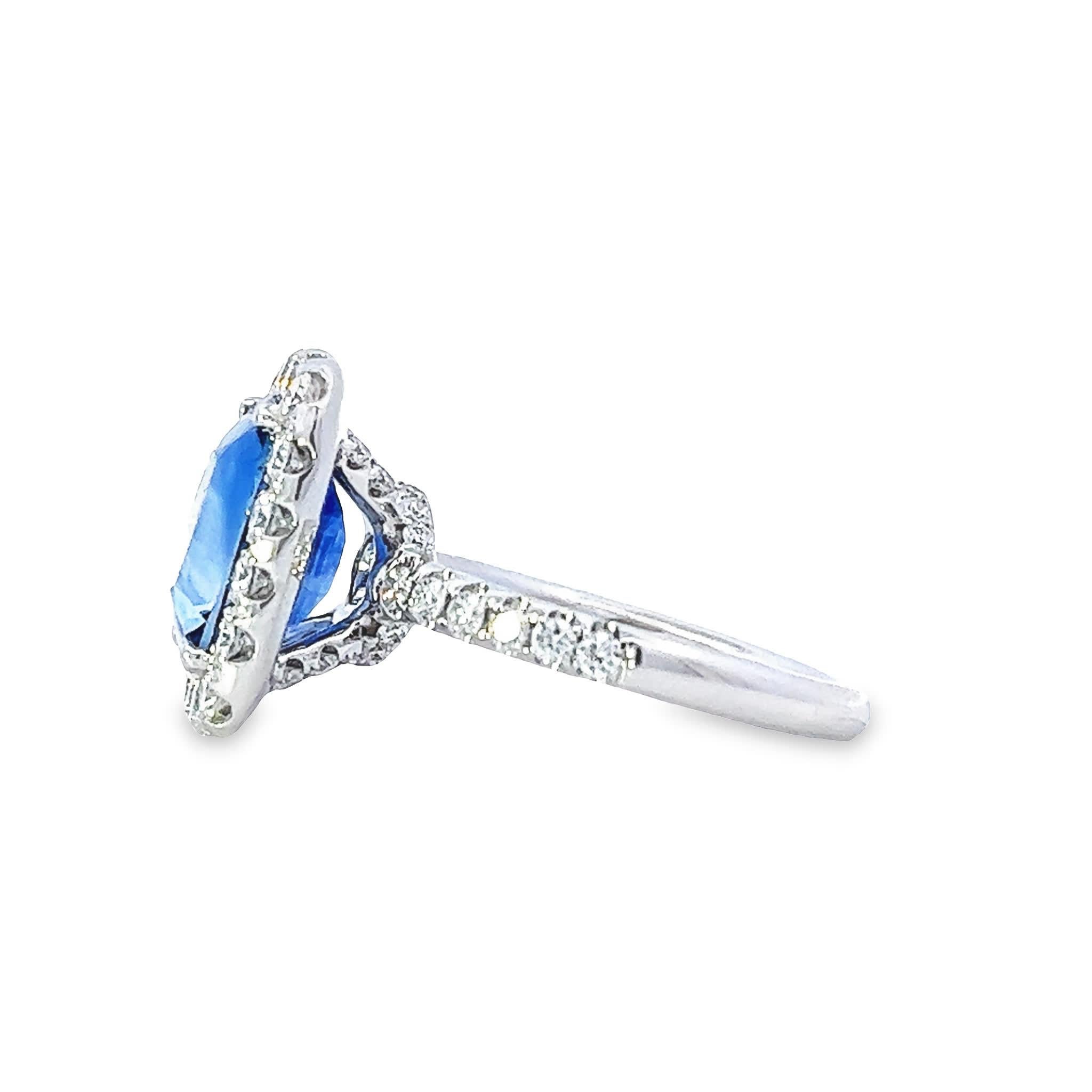 Donna Anello con diamante e zaffiro in vendita