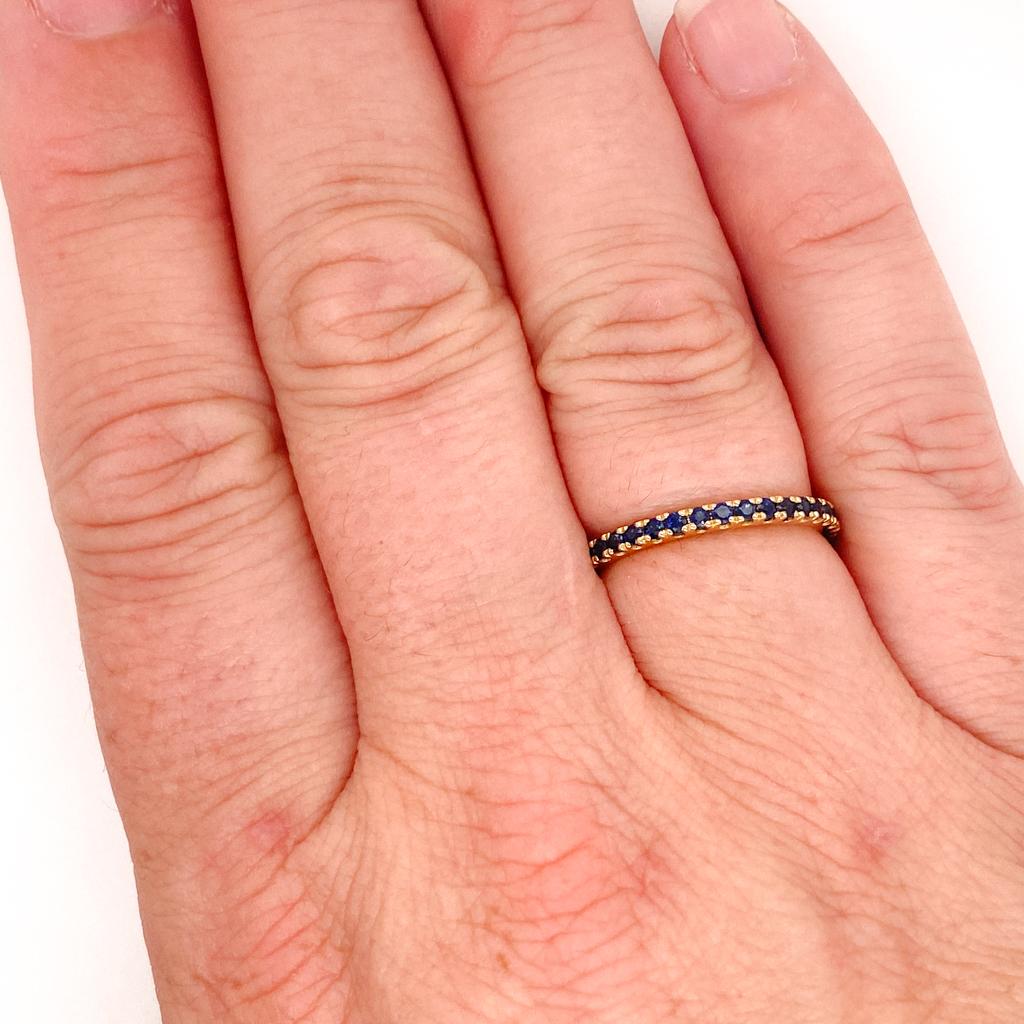 En venta: Zafiro Apilable Piedra de Nacimiento de Septiembre 2mm Anillo de Boda de Oro de 14K LR50889  2