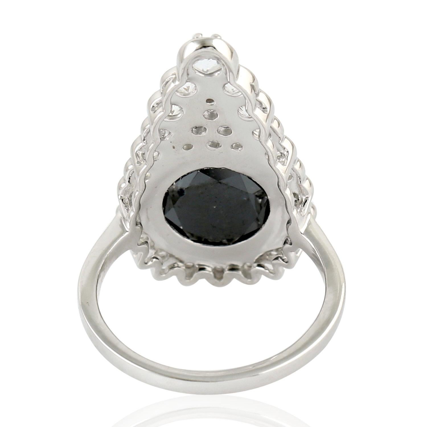 Anillo de Cóctel de Zafiro Negro con Diamante talla Brillante de Oro de 18k Art Decó en venta