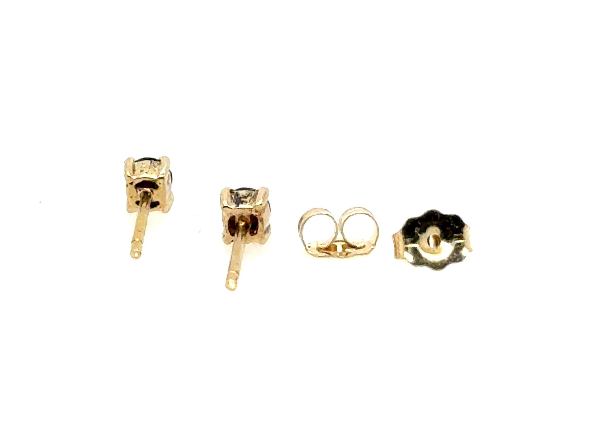 Saphir Ohrstecker .50ct Runde 14K Gelbgold September Birthstone (Rundschliff) im Angebot