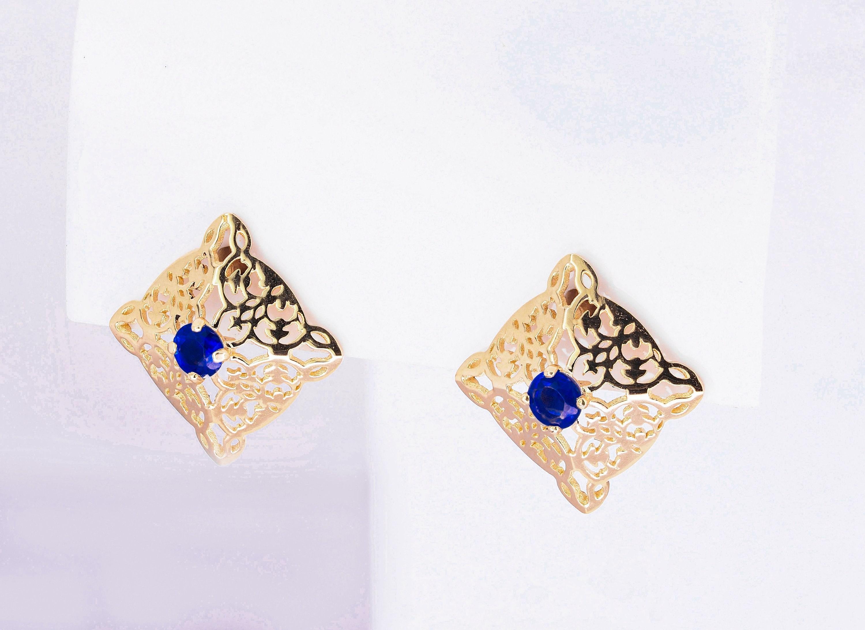 Sapphire stud earrings For Sale 1