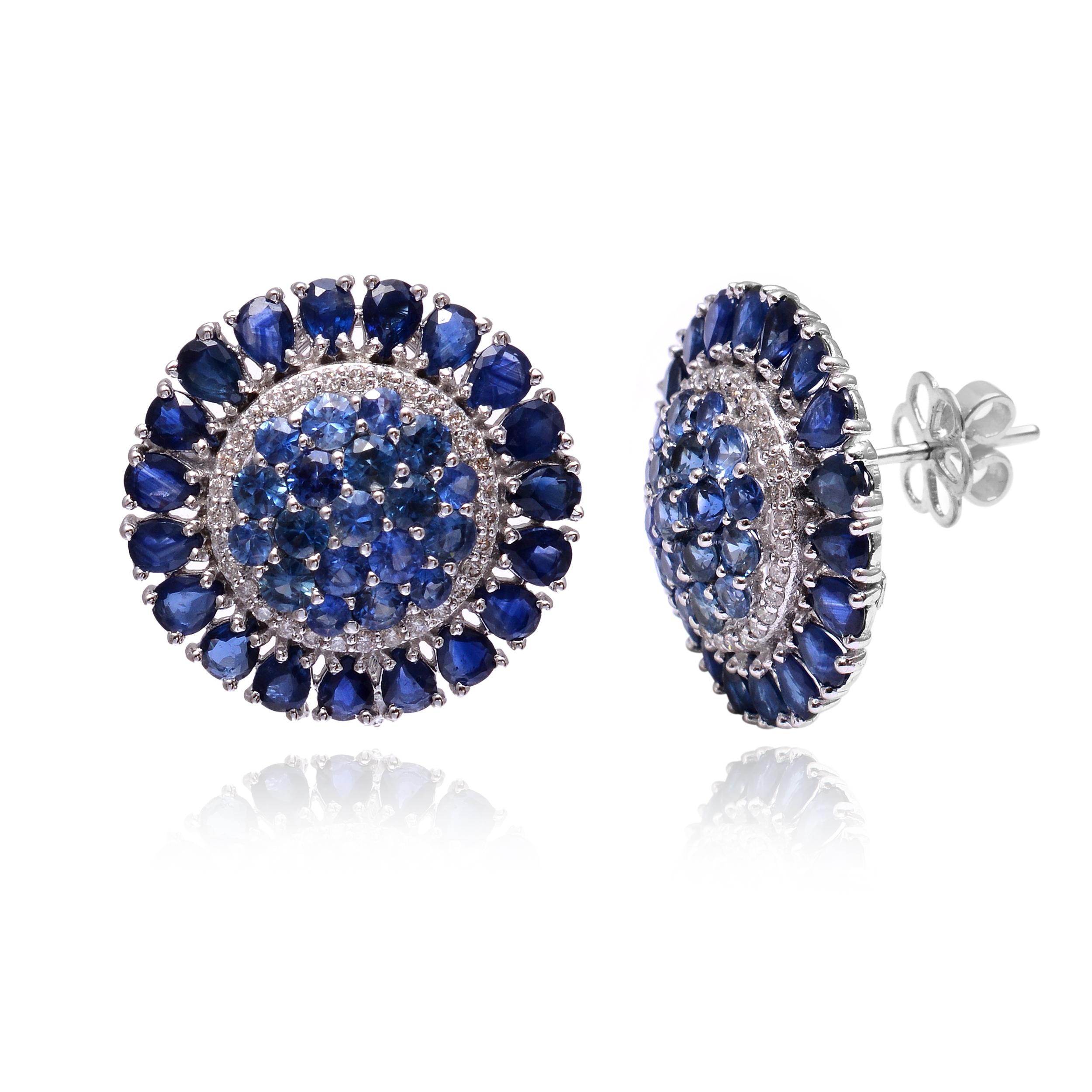 These earrings are made with sapphire gemstone and 18k yellow gold. It is so Casual and elegant. it is perfect for any occasion.

Specifications:

Dimensions: 18 MM
Gross Weight: 12.830 gms
Gold Weight: 10.820 gms
Gold Purity: 14k Yellow