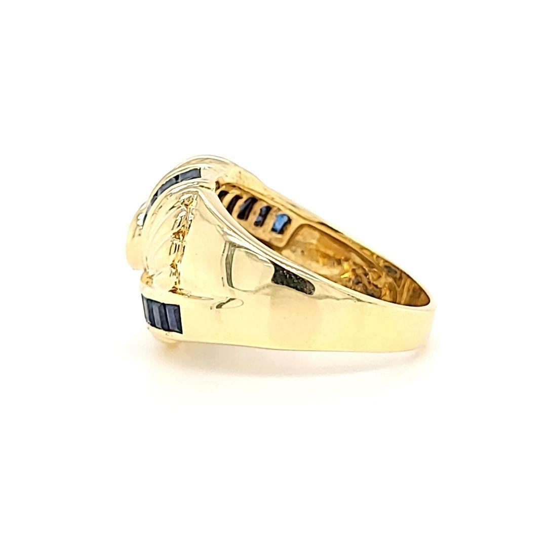 Round Cut Sapphire Swirl Dome Ring in Yellow Gold For Sale