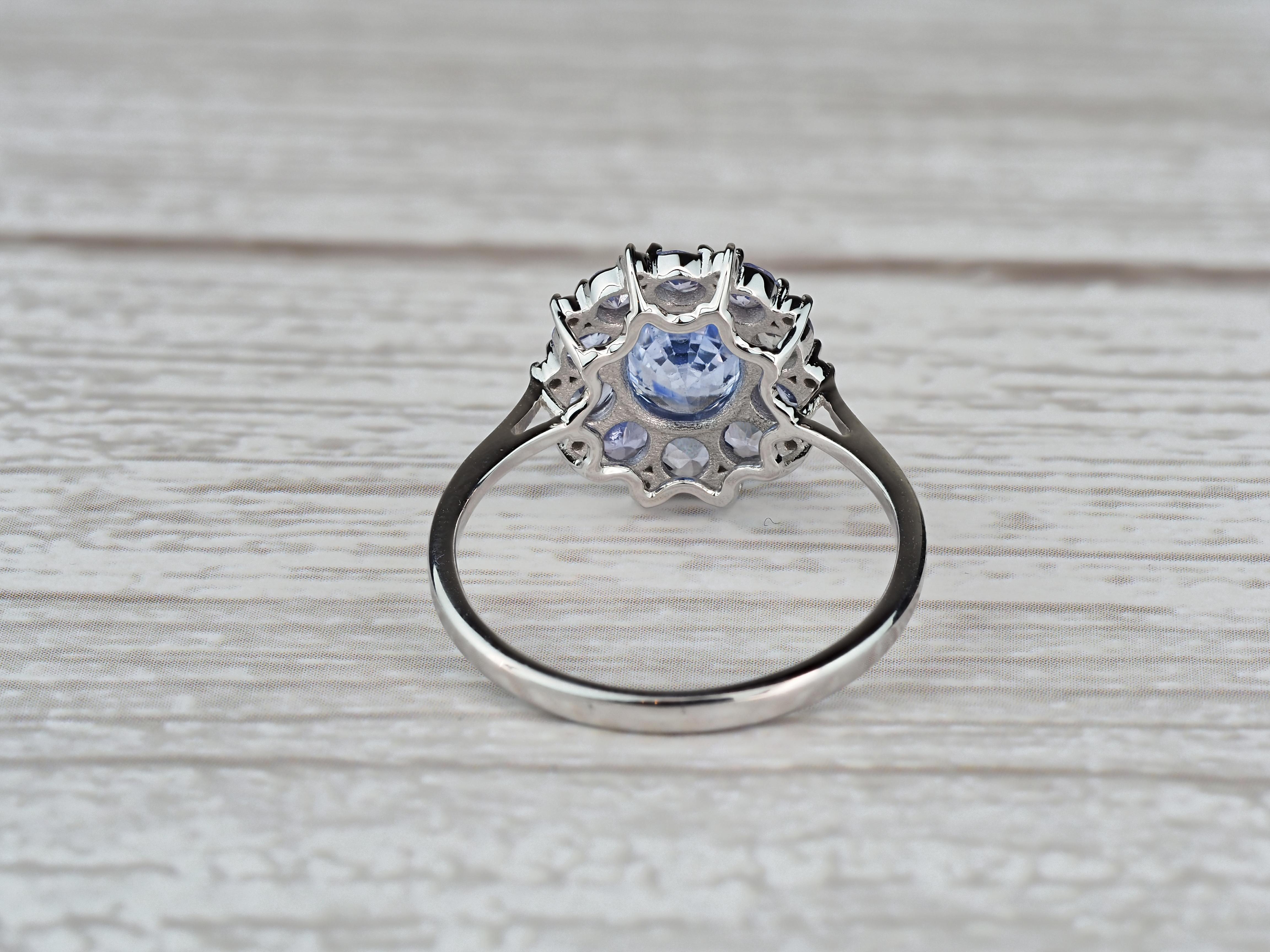 in vendita:  Anello in oro massiccio 14k con zaffiri e tanzaniti. 6