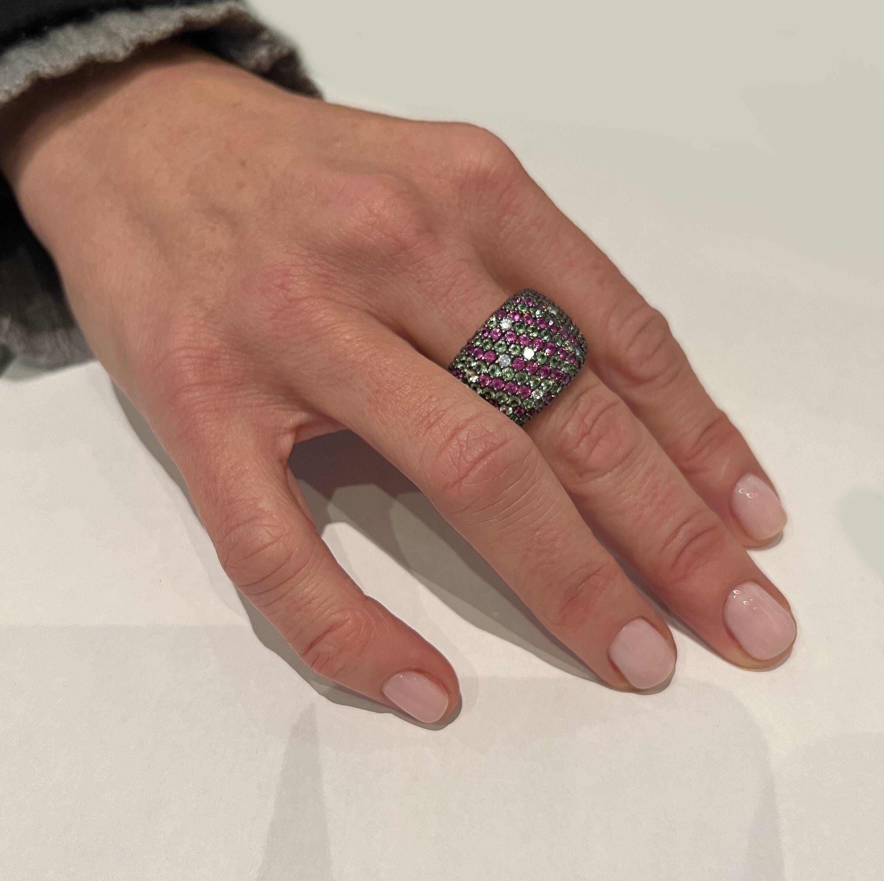 Sapphire Tourmaline Paveè Total 5.36 Carat White Gold Ring by Wagner Preziosen In New Condition For Sale In Berlin, DE