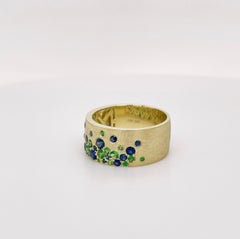 Galaxy Confetti Cigar Band 8.4mm 14K Green Gold, Tsavorites & Sapphires