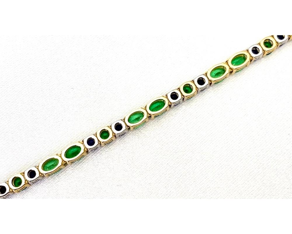 Sapphire and Tsavorite Garnet Tennis Bracelet in White and Yellow Gold For Sale 1