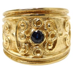 Sapphire Victorian 18k Gold Ring