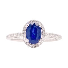 Sapphire with Diamond Halo Ring, Oval Sapphire in White Gold 1.03 Carats sz 7
