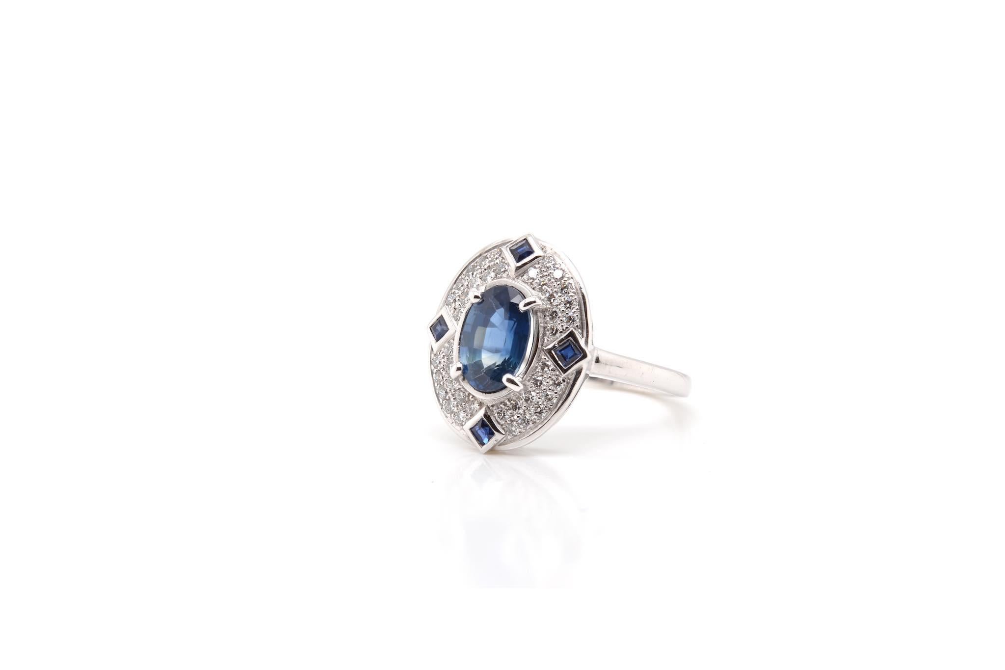 Sapphires and brilliant cut diamonds ring in 18k gold In Good Condition For Sale In PARIS, FR