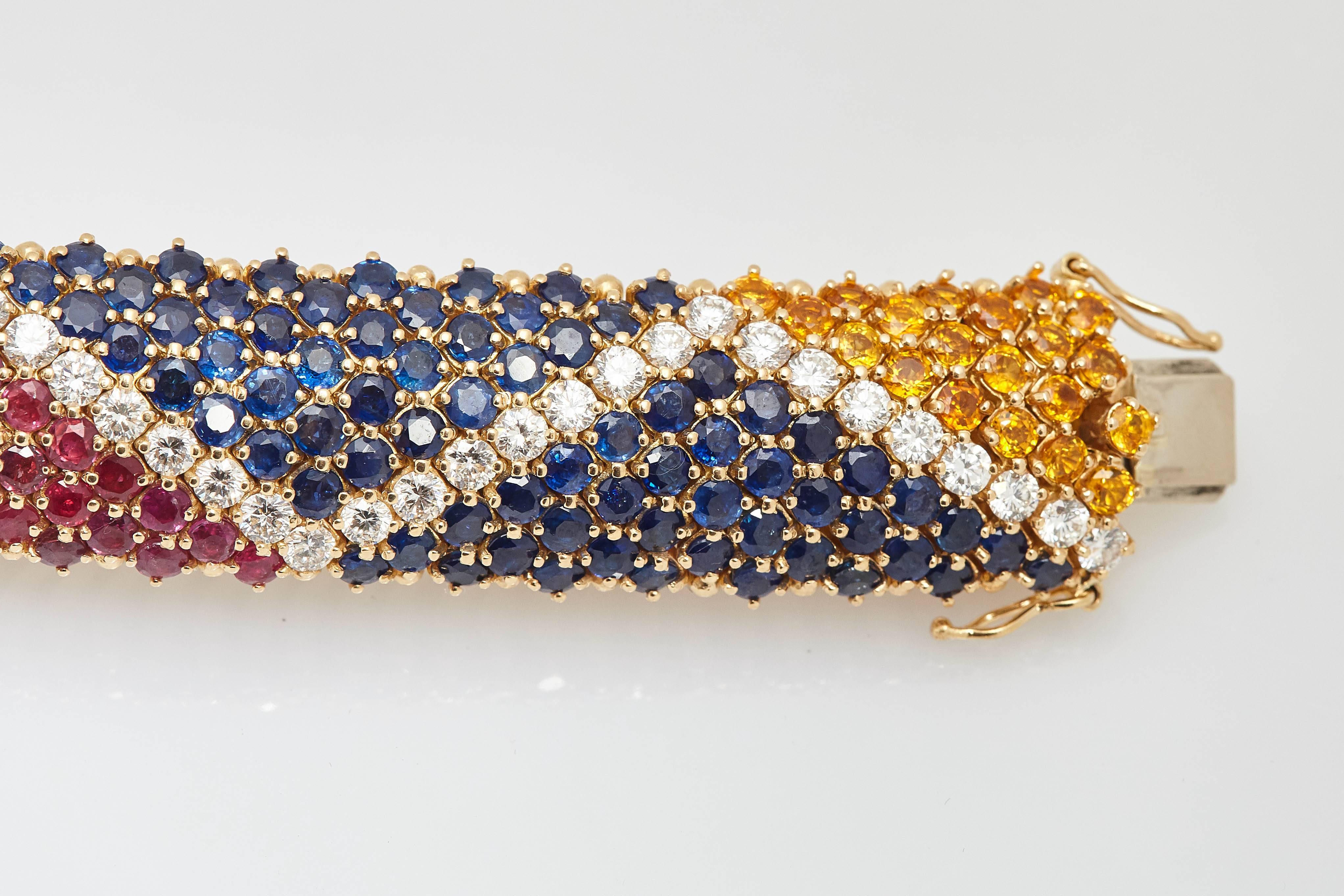 Sapphires and Diamond Bracelet In Excellent Condition For Sale In New York, NY