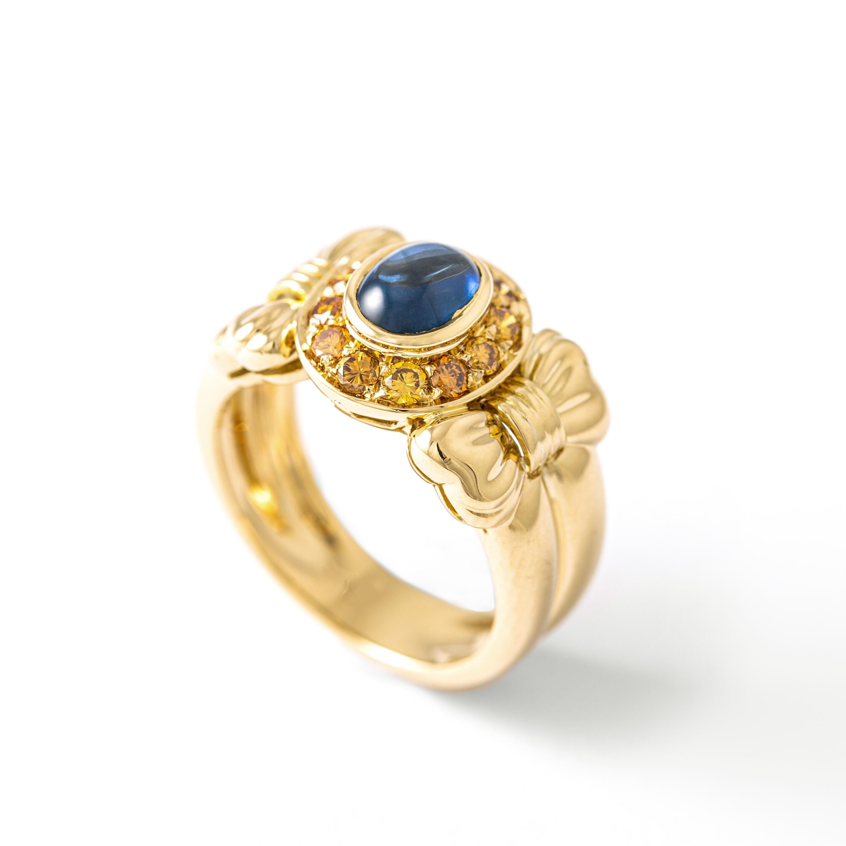 Women's Sapphires and Diamond Gold Ring For Sale