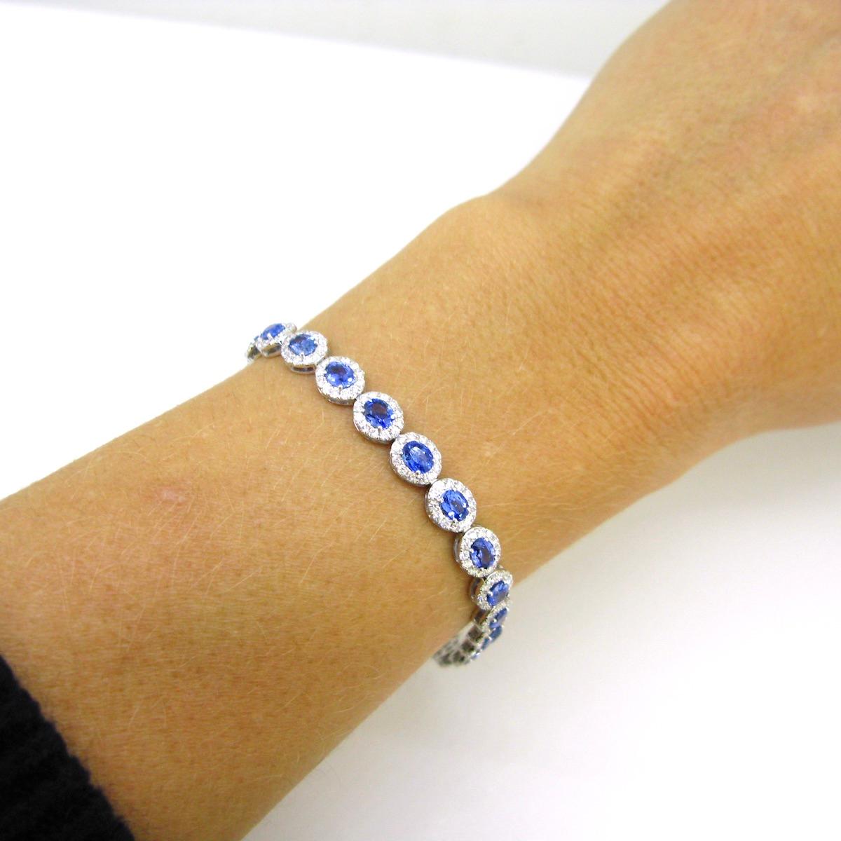 Women's or Men's Sapphires and Diamonds Riviere Bracelet, 18kt White Gold For Sale