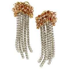 Boucles d'oreilles pendantes en or rose avec saphirs et diamants
