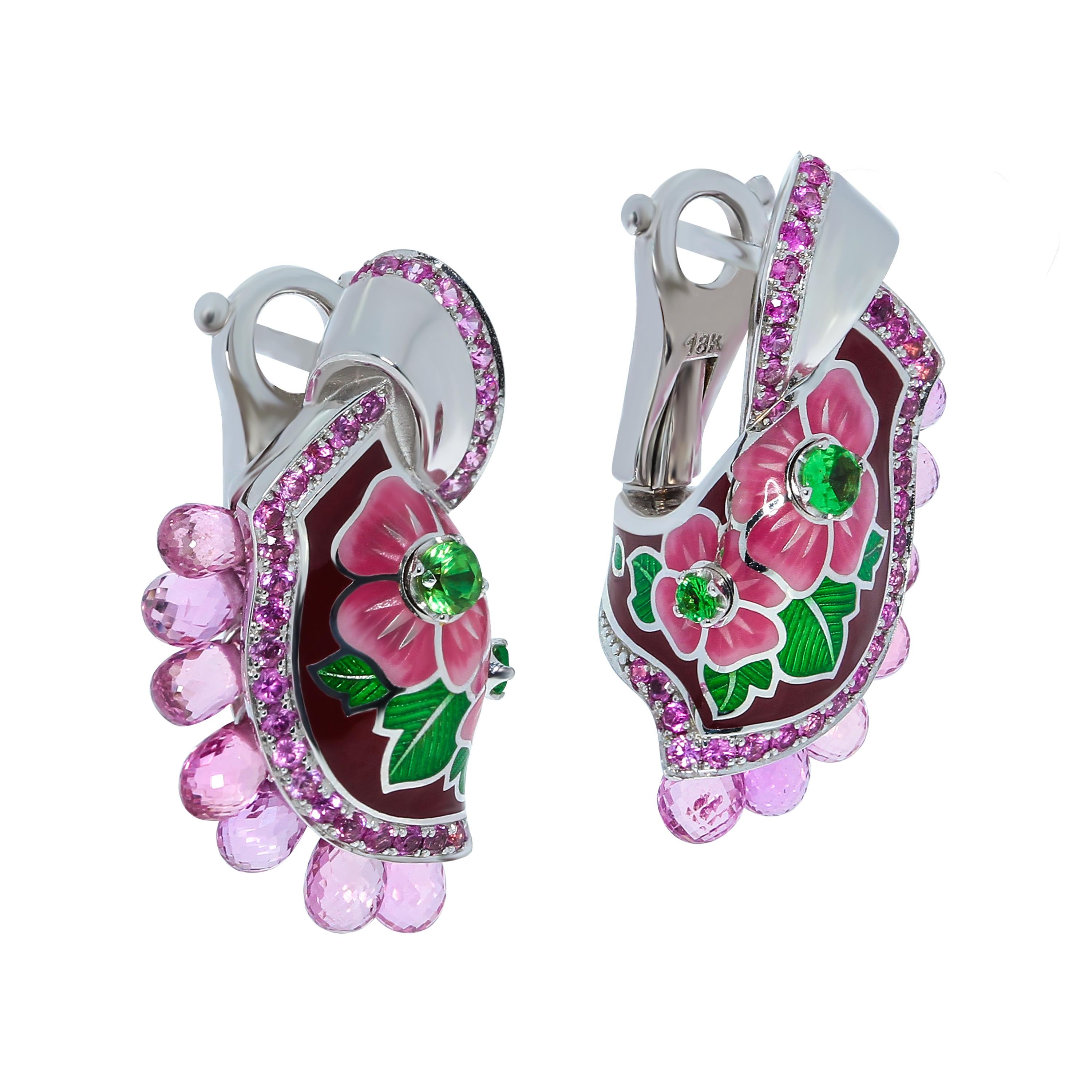 Sapphires Briolettes Tsavorites Enamel 18 Karat White Gold A'la Russe Earrings
What do you know about Pavlovo Posad shawls? This is a large part of Russian culture, which originated in the 17th century. They are large patterned scarves, which are