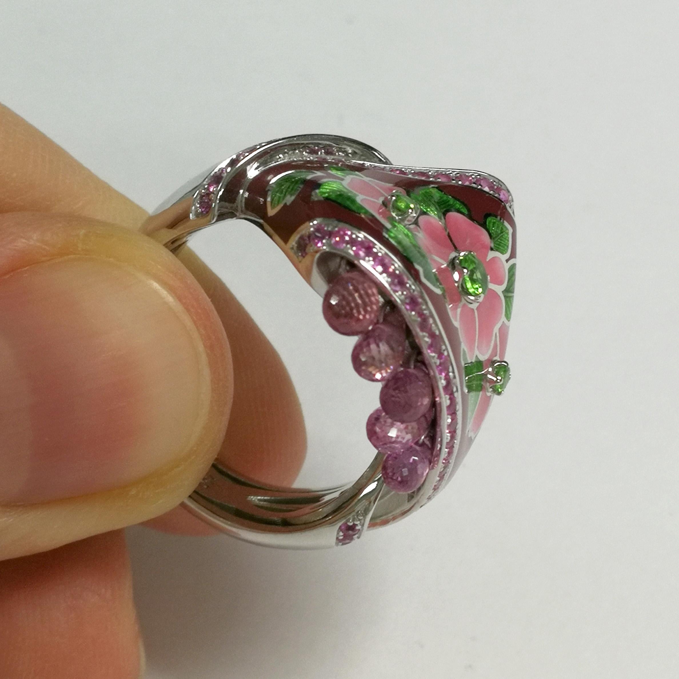 Mixed Cut Sapphires Briolettes Tsavorites Enamel 18 Karat White Gold A'la Russe Small Ring For Sale