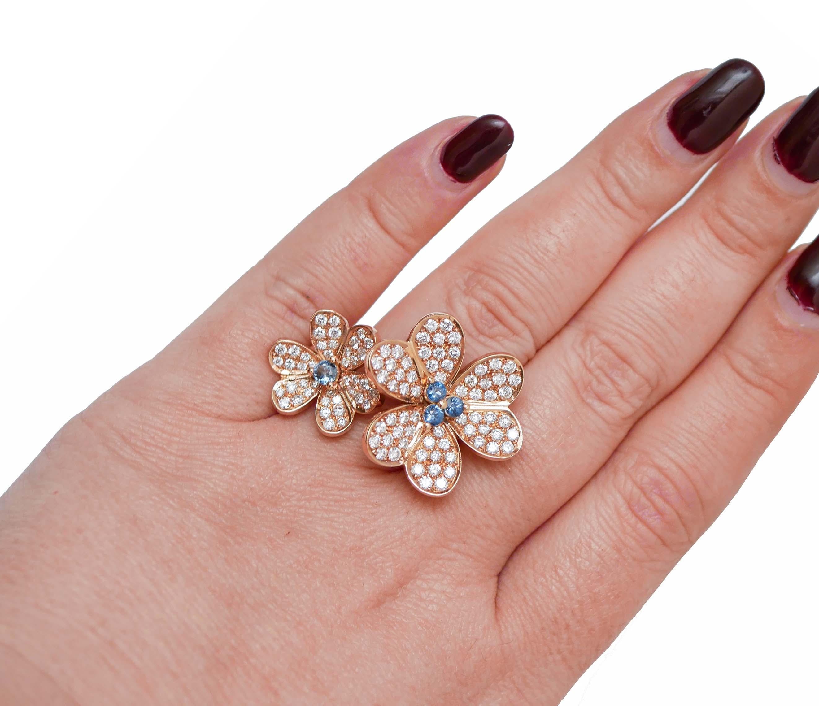 Sapphires, Diamonds, 18 Karat Rose Gold Flowers Ring. In New Condition For Sale In Marcianise, Marcianise (CE)