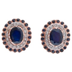 Zaffiri, diamanti, oro rosa e argento.