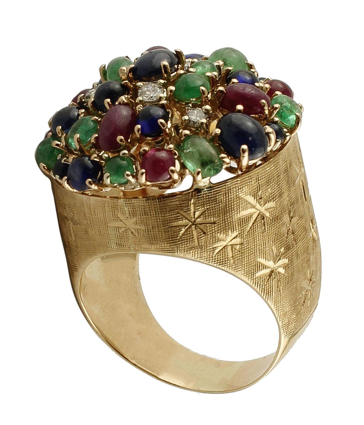 Sapphires Emeralds Rubies Diamonds Rose Gold Cocktail Ring In Good Condition In Marcianise, Marcianise (CE)