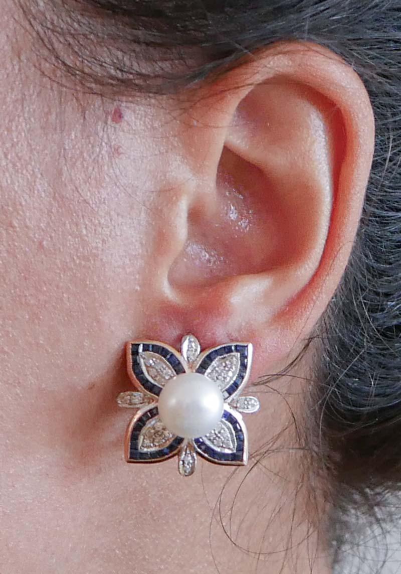 Boucles d'oreilles en or rose et argent avec saphirs, perles et diamants. Neuf - En vente à Marcianise, Marcianise (CE)
