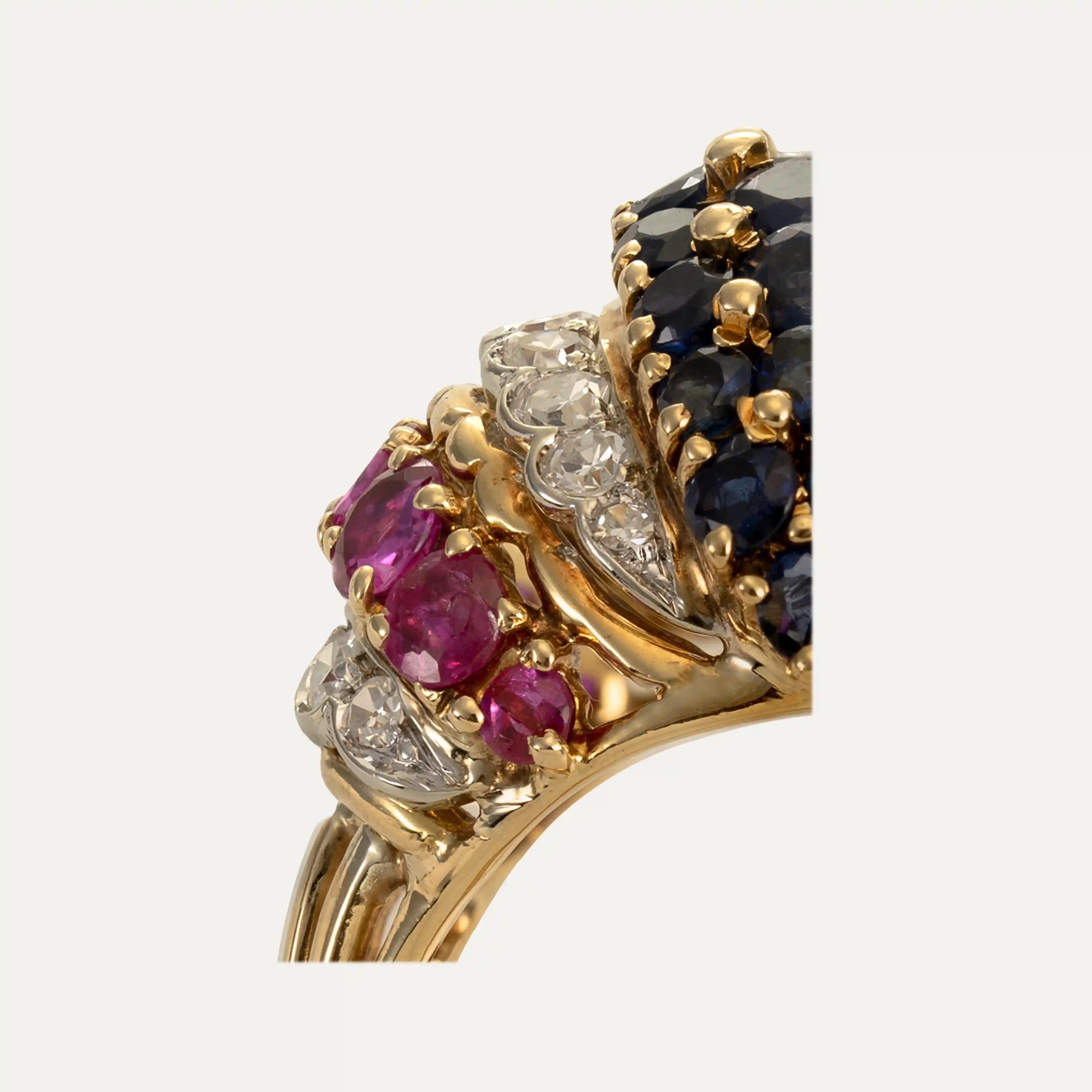 Retro Gold Ring with Sapphires, Rubies and Diamonds In Good Condition In Lisboa, PT
