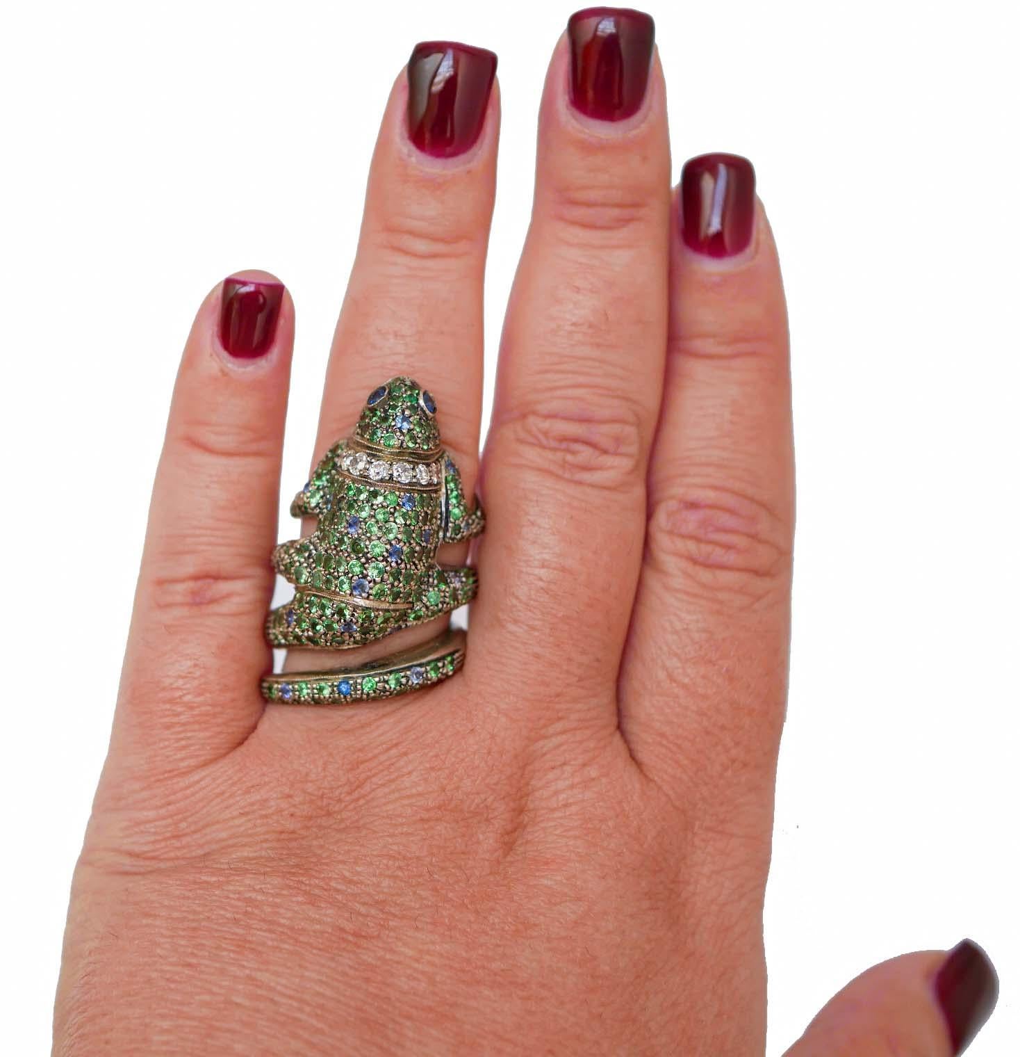 Zaffiri, tsavorite, diamanti, anello camaleonte in oro rosa e argento. In condizioni buone in vendita a Marcianise, Marcianise (CE)