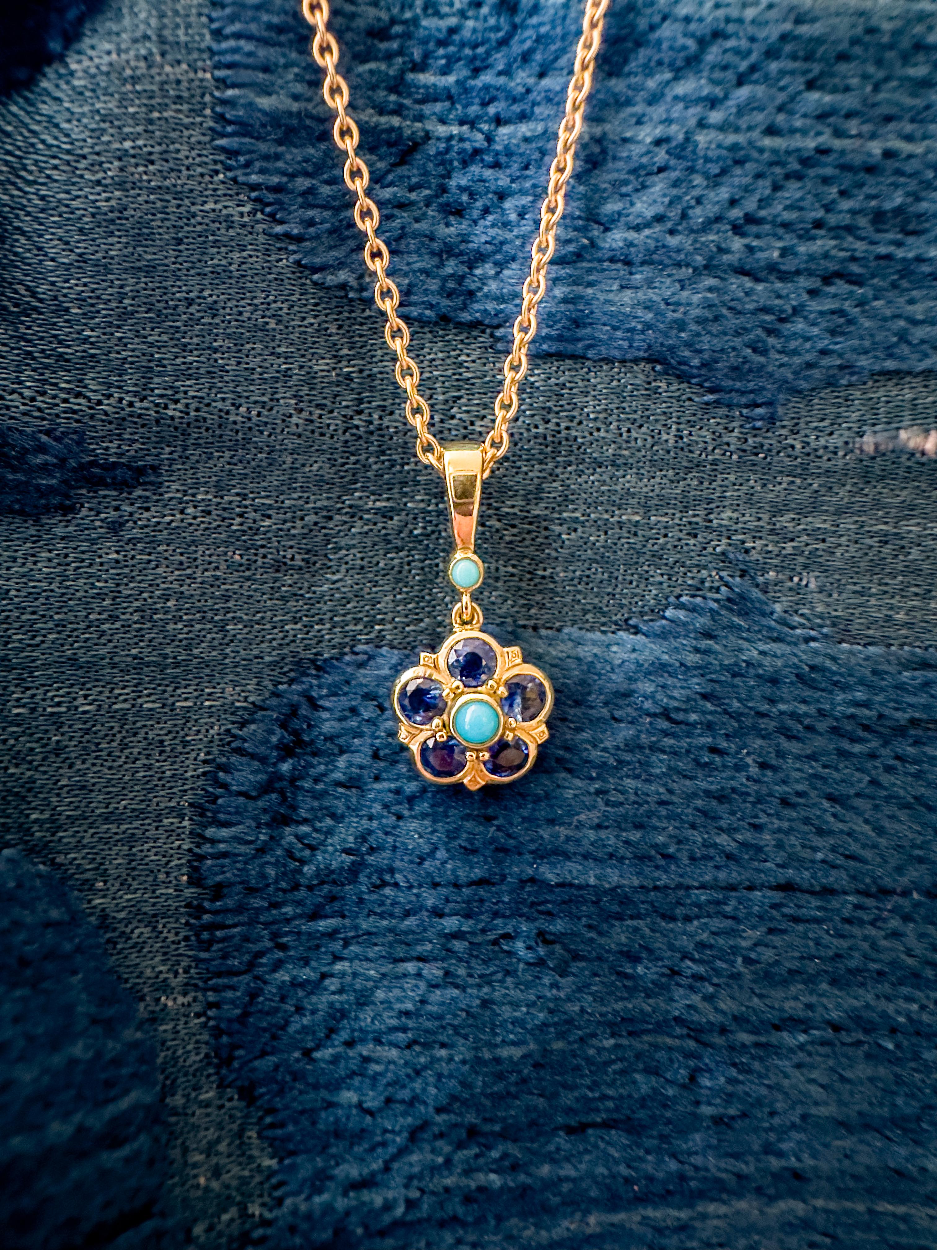 Rose Cut Sapphires and Turquoise Rose Floral Yellow Gold Pendant Necklace For Sale