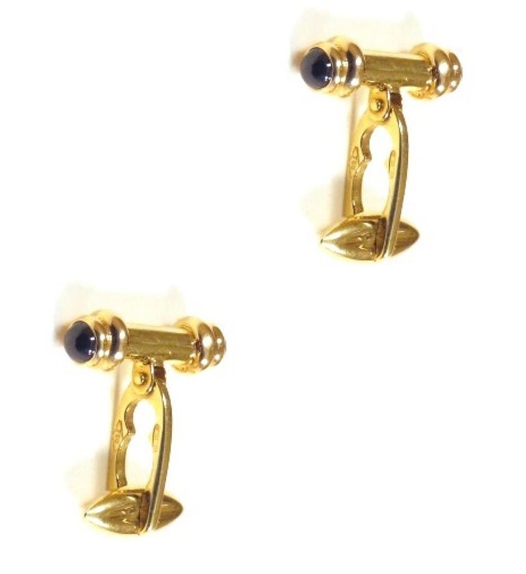 18 k yellow gold cufflinks with sapphires.
The size are 22 X 6 millimeters / 0,866142 X 0,23622 inches.
It  is stamped with the Italian Mark 750 - 716MI
Ready for delivery. It can be shipped with express delivery on