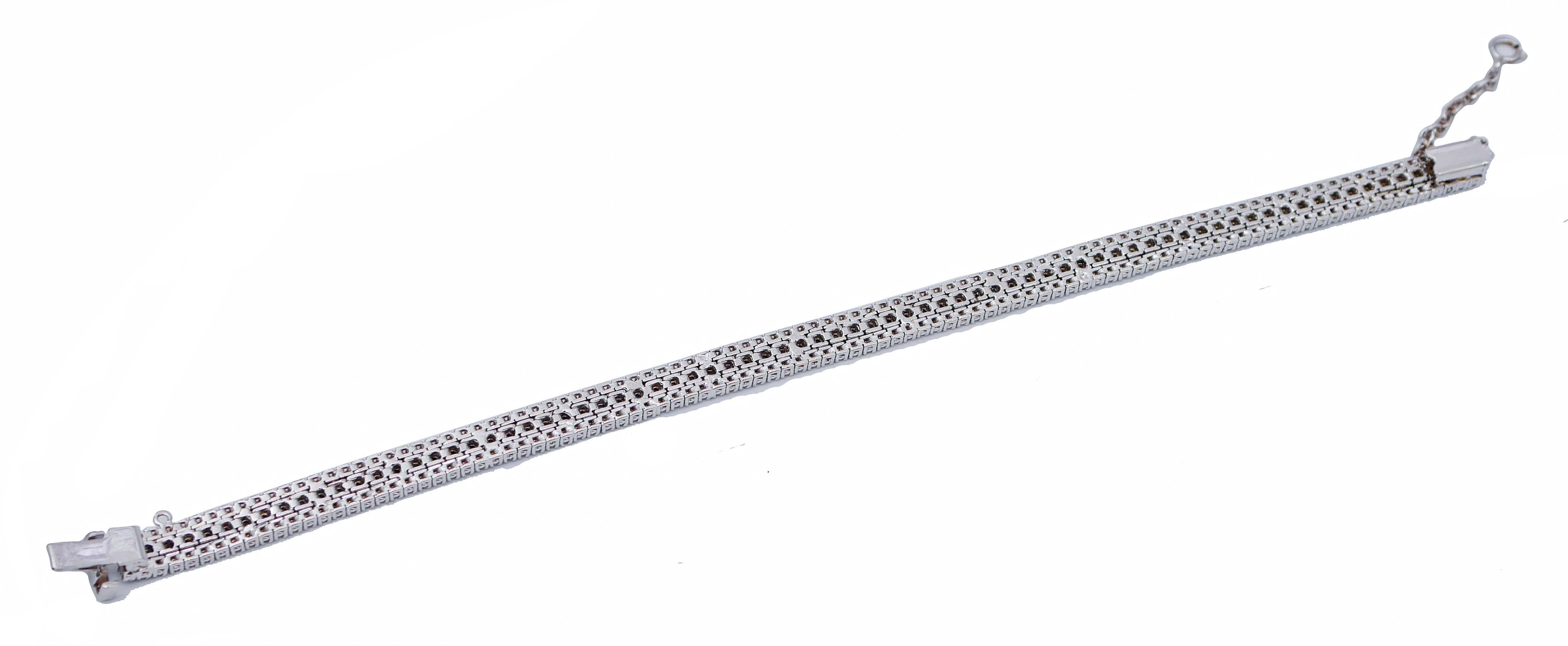 Rétro Bracelet tennis en or blanc 14 carats avec saphirs et diamants